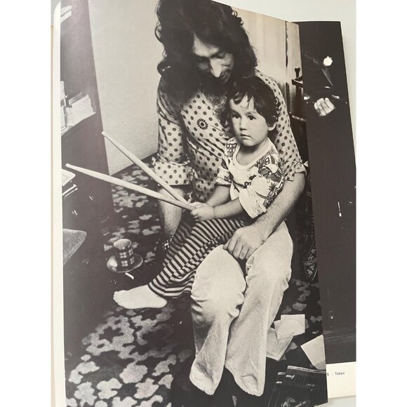 Vintage 1975 Rock Band Photographs, Music Life: Rock Giants In The Small World - Picture 7 of 9